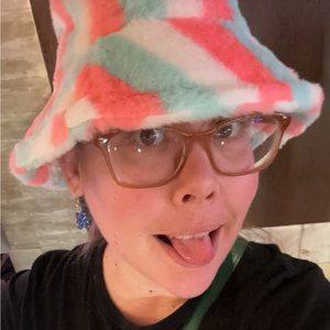 Furry colorful bucket hat